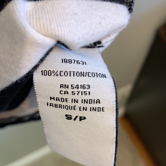 Tommy Hilfiger Striped Scoop Neck with Collar Buttons Long Sleeves Top - Picture 7 of 7